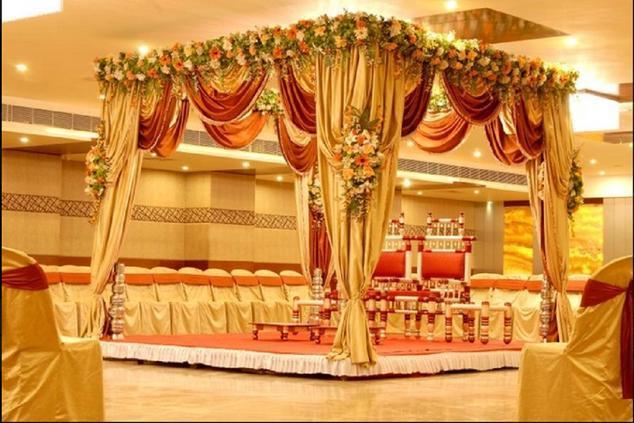 Grand Thakar Hotel Rajkot Exterior foto